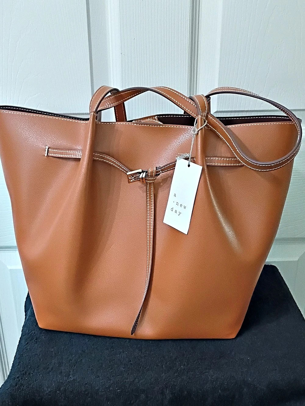 new day Brown Tote NWT